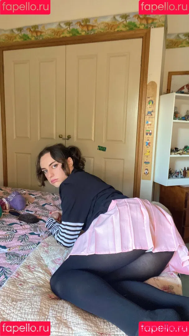 xwhitewrenx Onlyfans Photo Gallery 