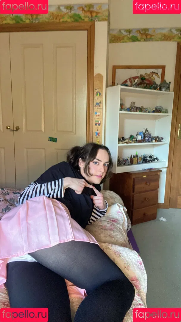xwhitewrenx Onlyfans Photo Gallery 