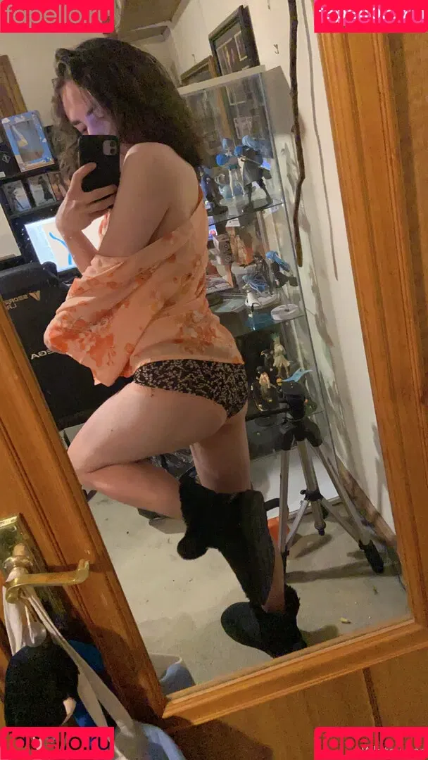 xwhitewrenx Onlyfans Photo Gallery 