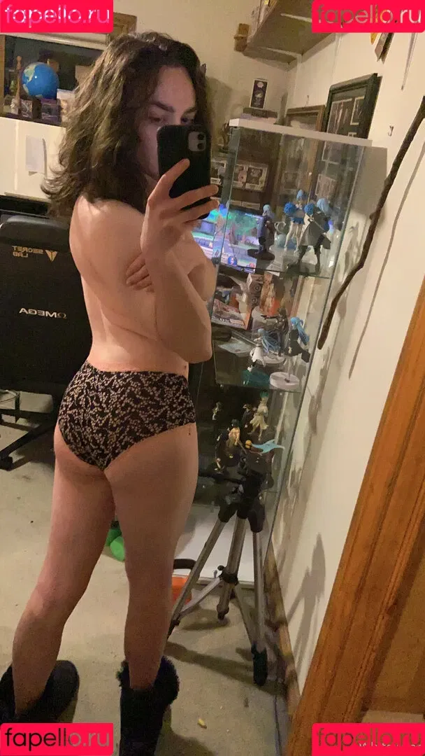 xwhitewrenx Onlyfans Photo Gallery 