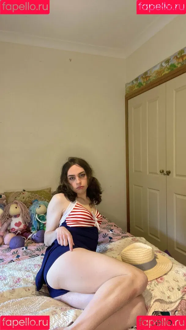 xwhitewrenx Onlyfans Photo Gallery 