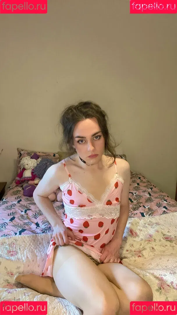 xwhitewrenx Onlyfans Photo Gallery 