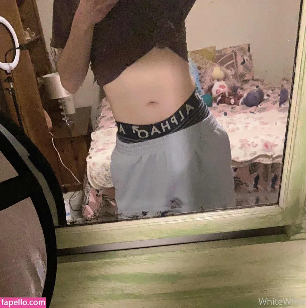 xwhitewrenx Onlyfans Photo Gallery 