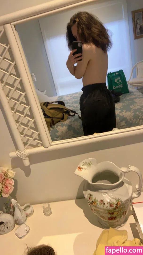 xwhitewrenx Onlyfans Photo Gallery 