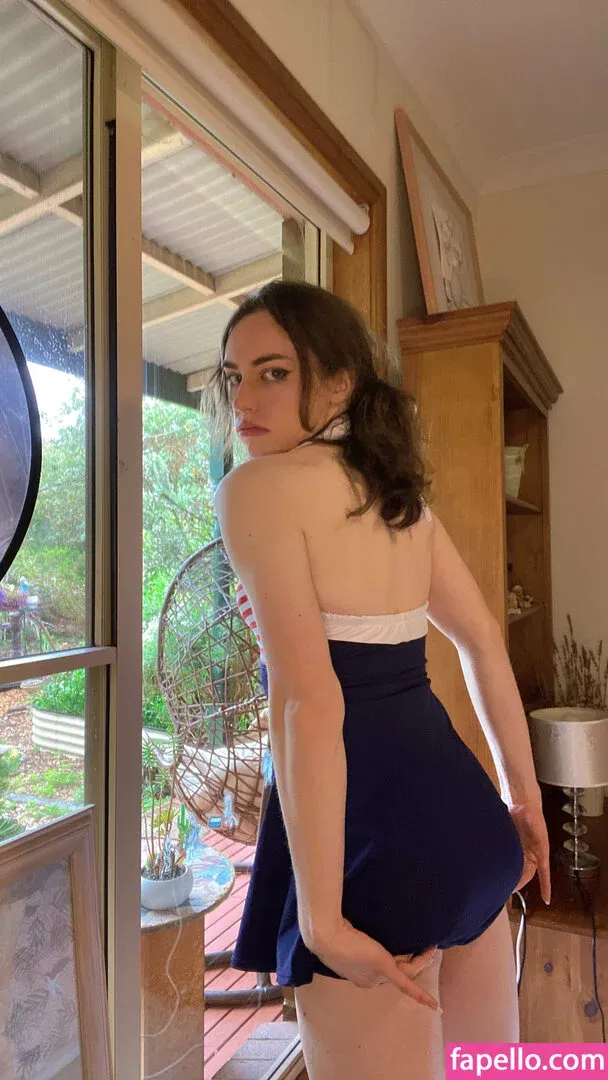 xwhitewrenx Onlyfans Photo Gallery 