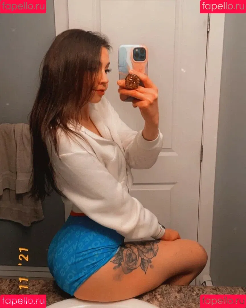 lilravebby Onlyfans Photo Gallery 