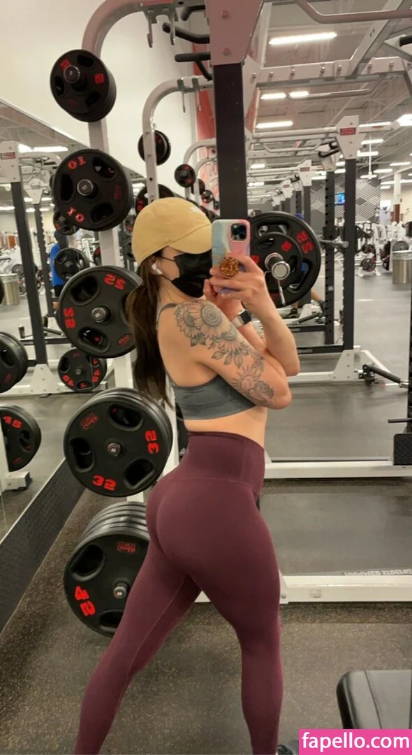 lilravebby Onlyfans Photo Gallery 