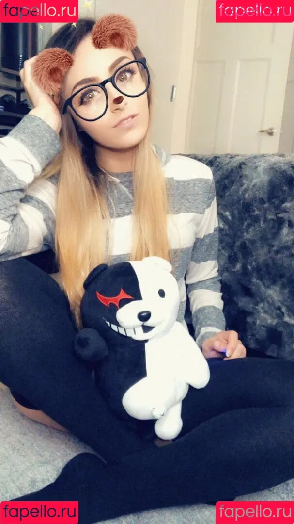 Vixence Onlyfans Photo Gallery 