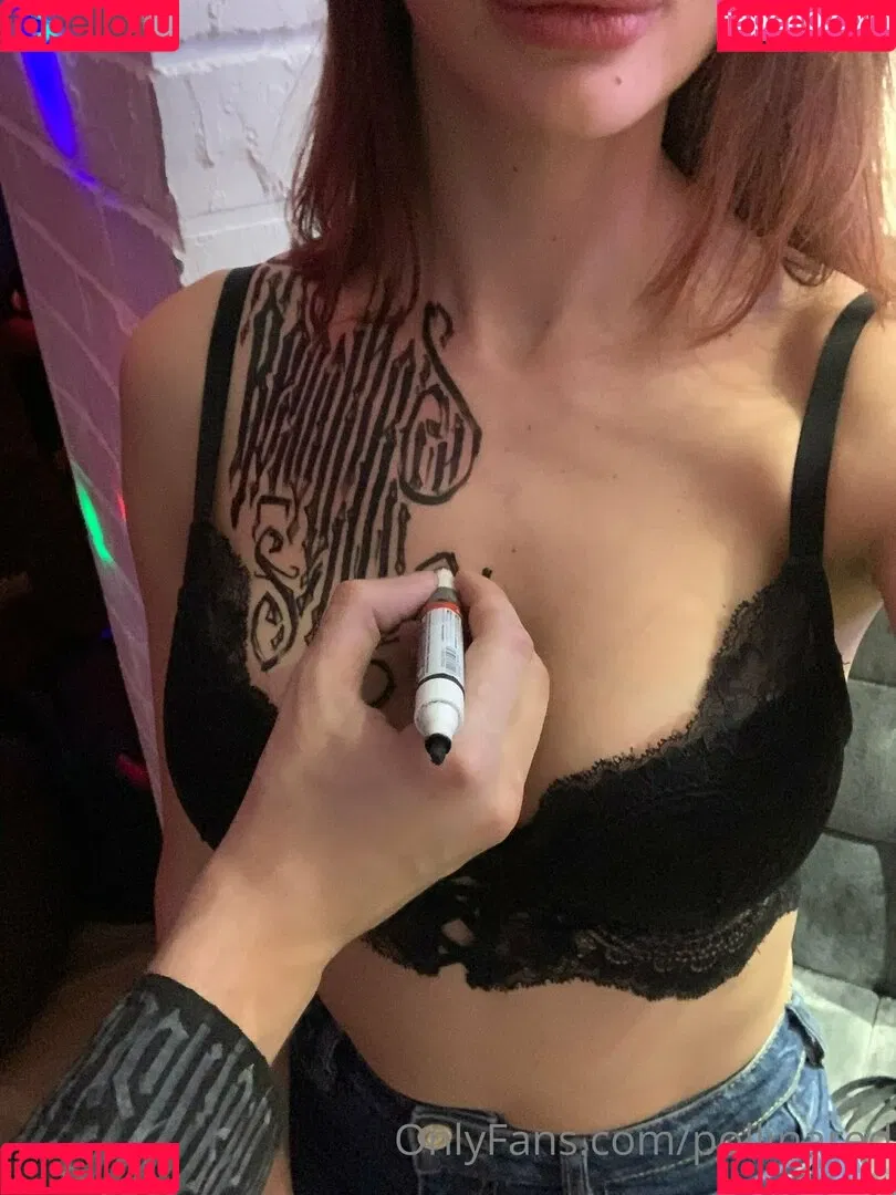pollinared Onlyfans Photo Gallery 