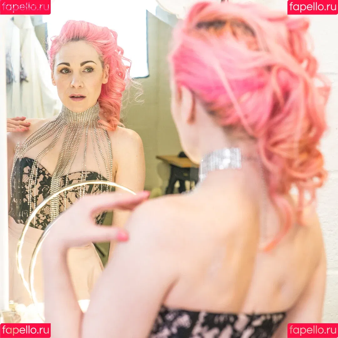 bombchel Onlyfans Photo Gallery 