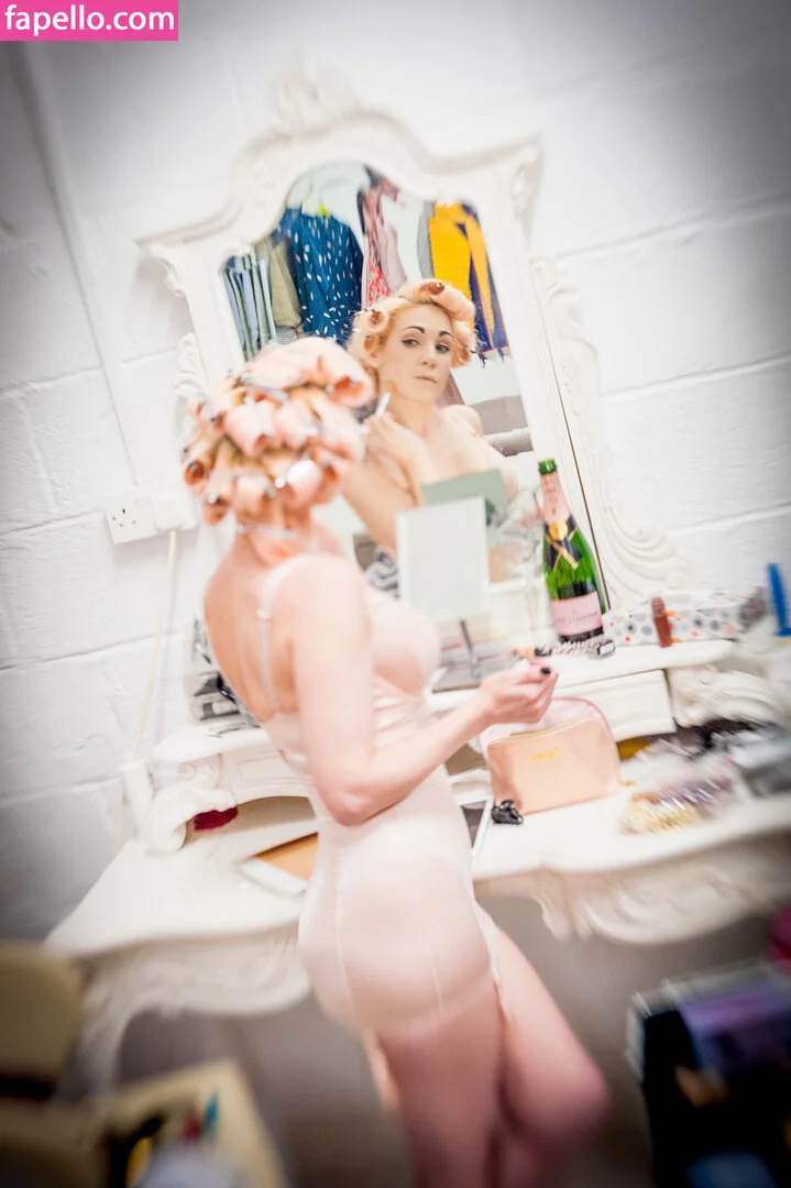 bombchel Onlyfans Photo Gallery 