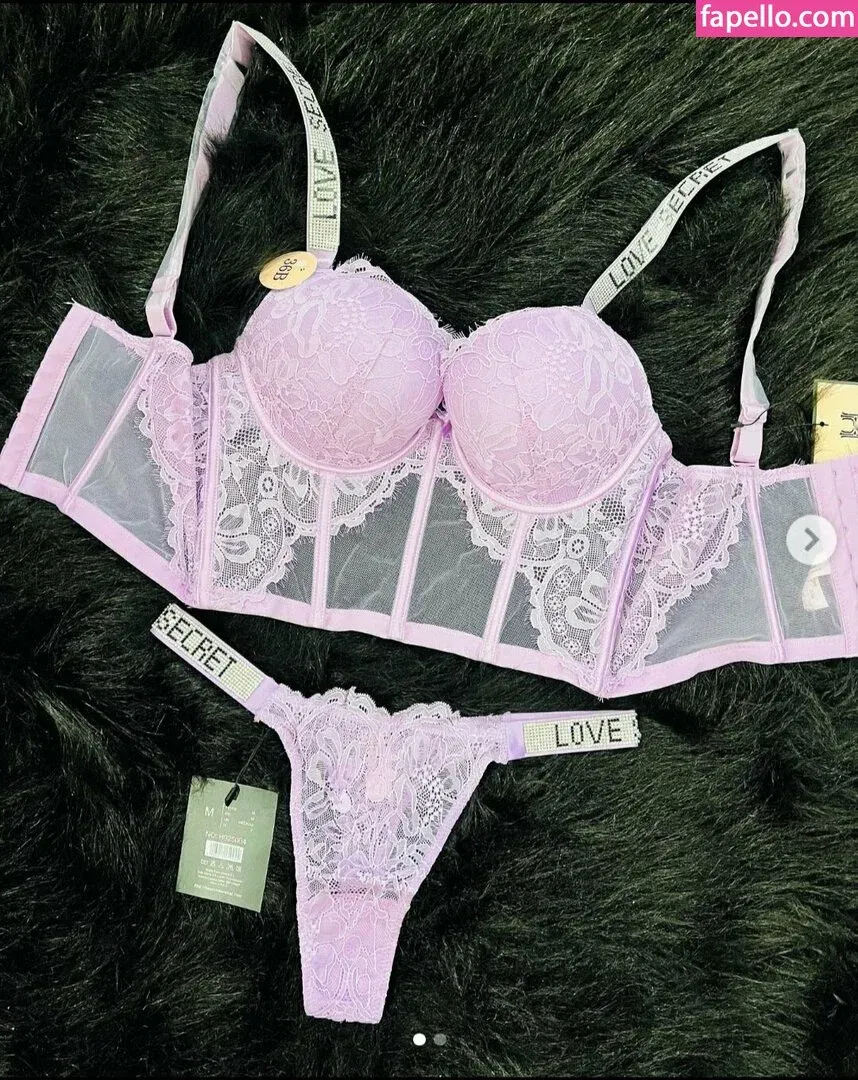 latinafoxxx Onlyfans Photo Gallery 