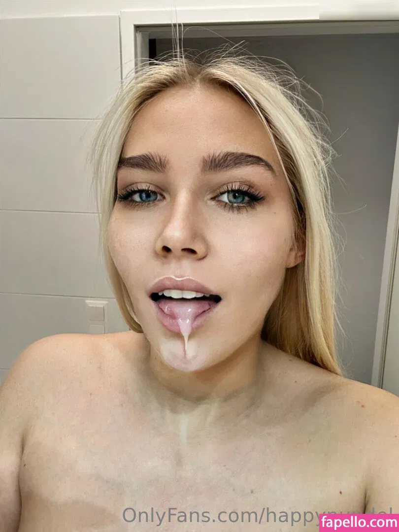 happynuudel Onlyfans Photo Gallery 