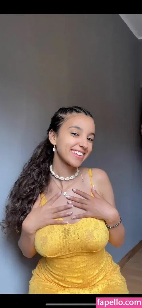 Diva Bhady Onlyfans Photo Gallery 