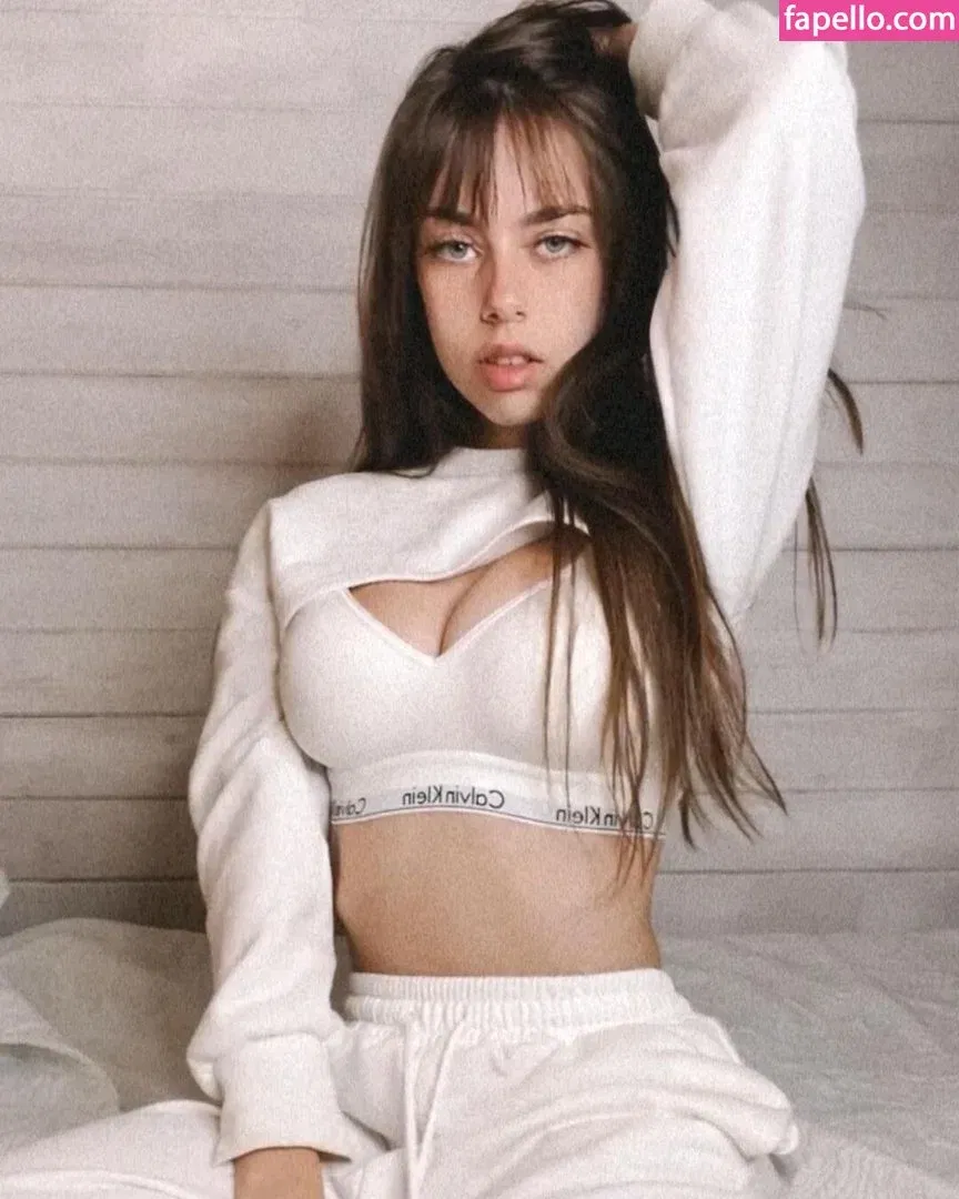 Ishaamk.mk Onlyfans Photo Gallery 