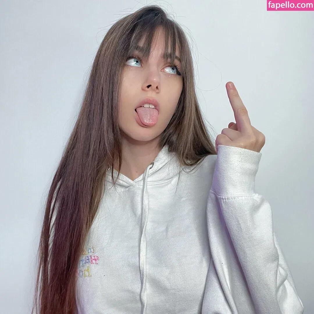 Ishaamk.mk Onlyfans Photo Gallery 