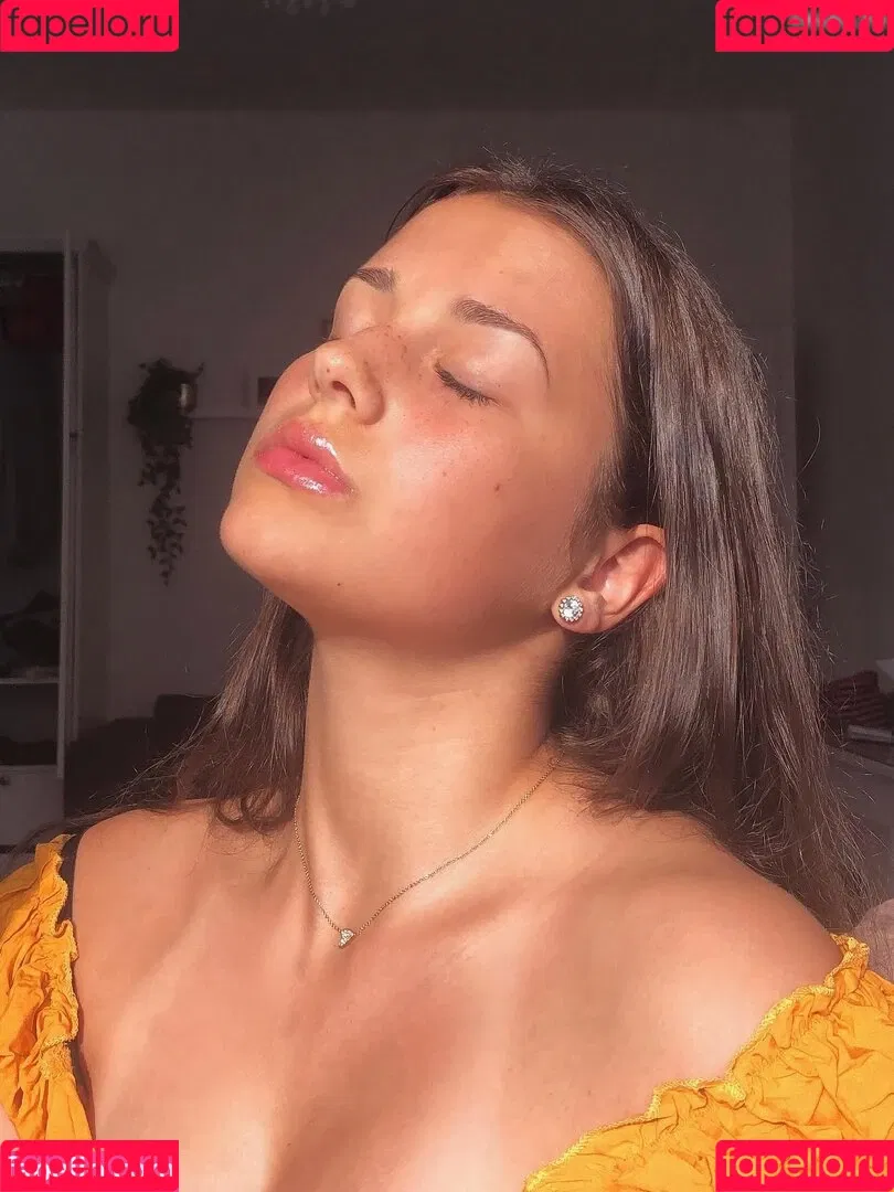 Anna Pinna Onlyfans Photo Gallery 