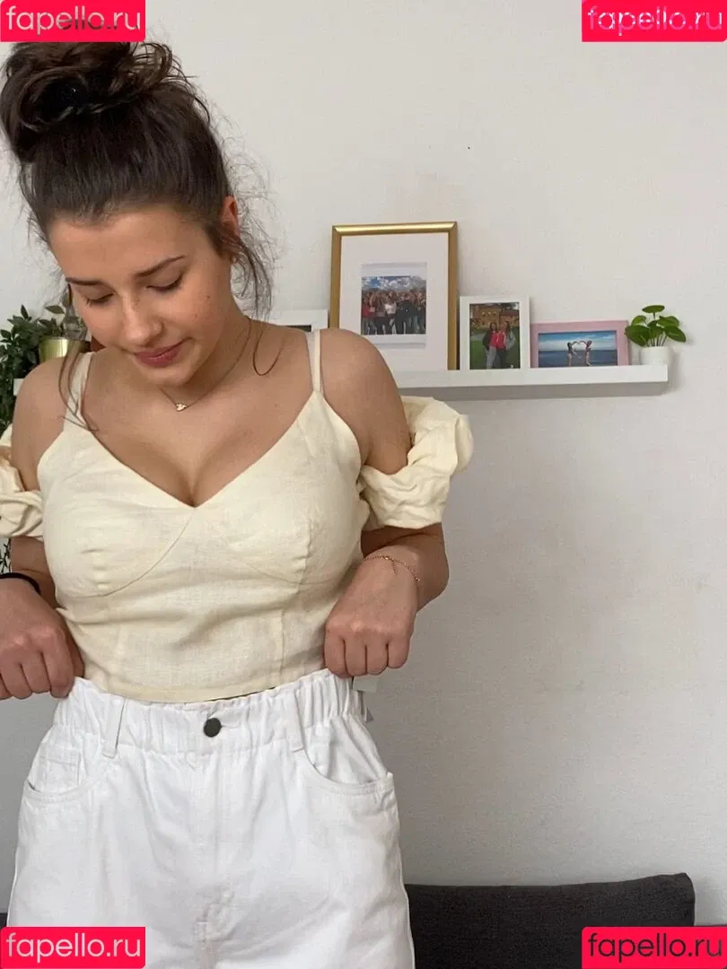 Anna Pinna Onlyfans Photo Gallery 