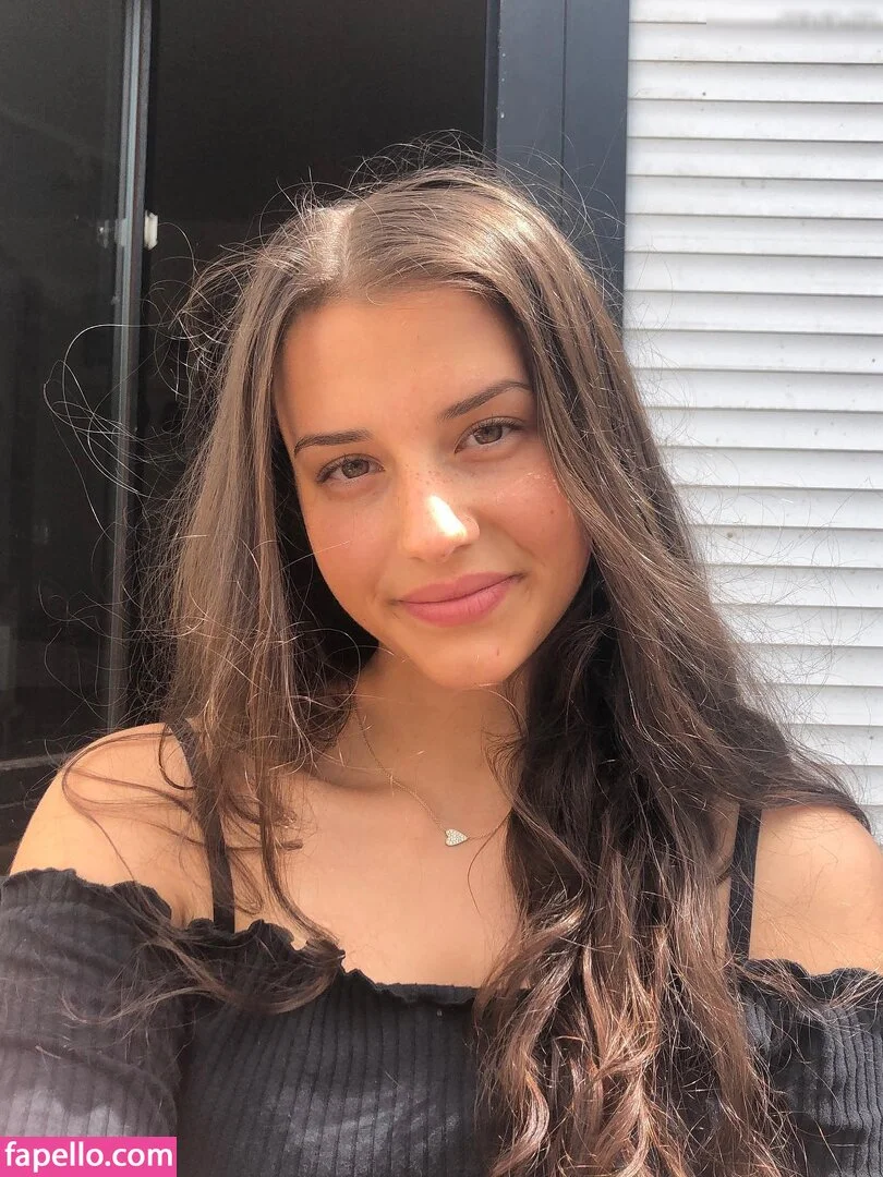 Anna Pinna Onlyfans Photo Gallery 