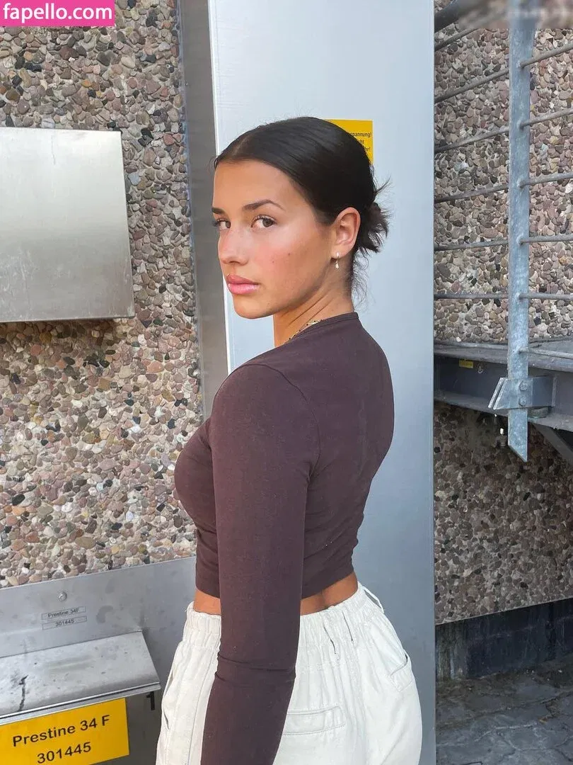 Anna Pinna Onlyfans Photo Gallery 