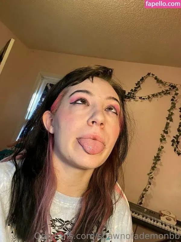 zoeybenzz Onlyfans Photo Gallery 