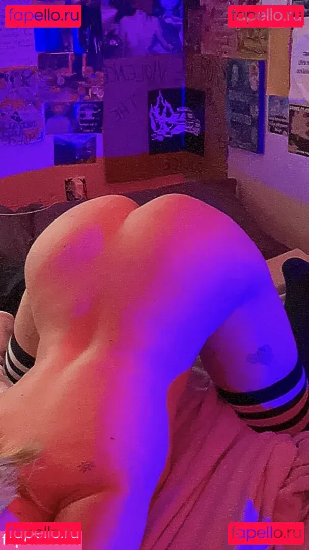 W33dhead Onlyfans Photo Gallery 