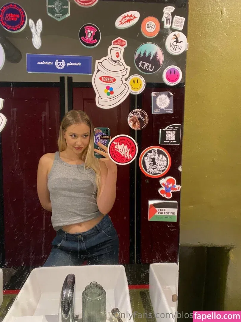 Cherry / blossomcherry / Lilly Onlyfans Photo Gallery 