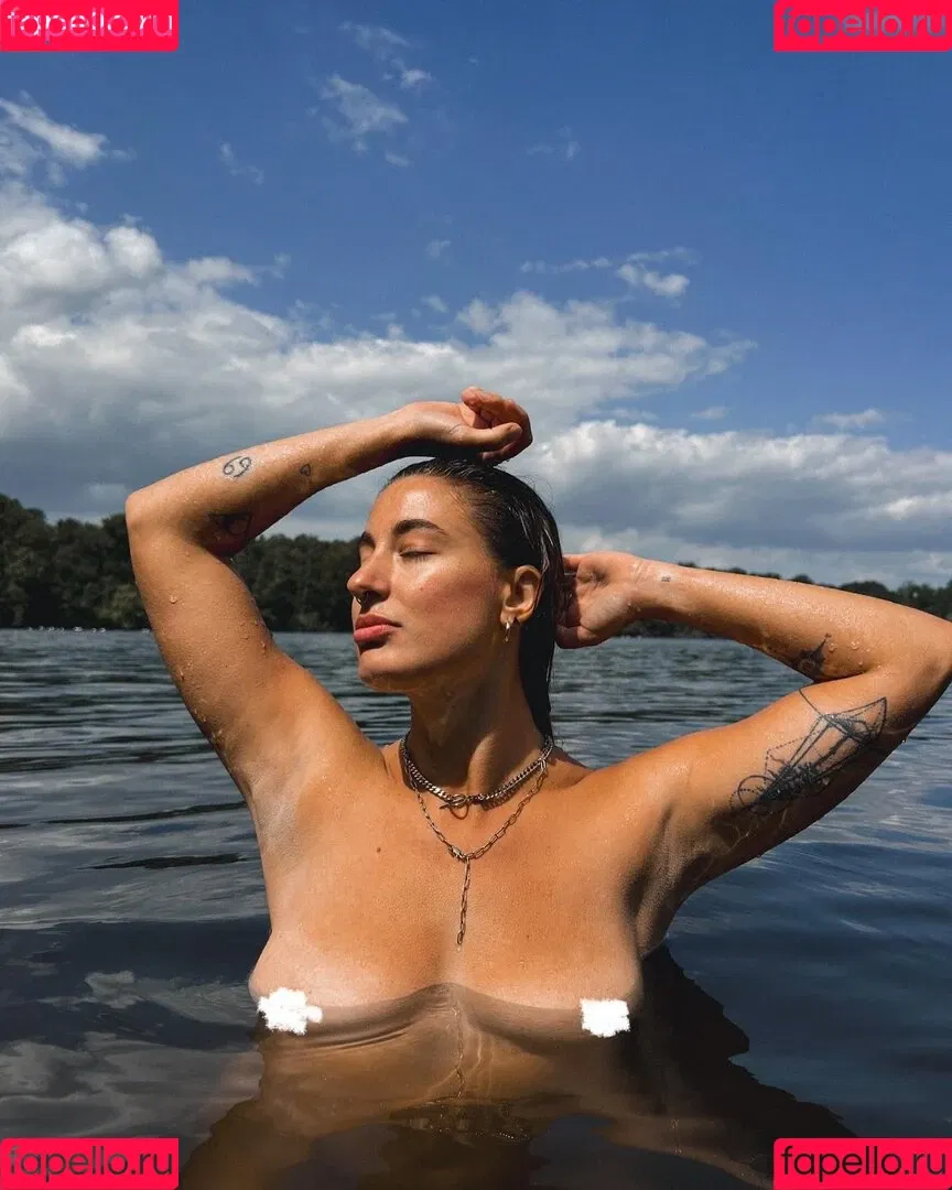 Julia Sophie Onlyfans Photo Gallery 