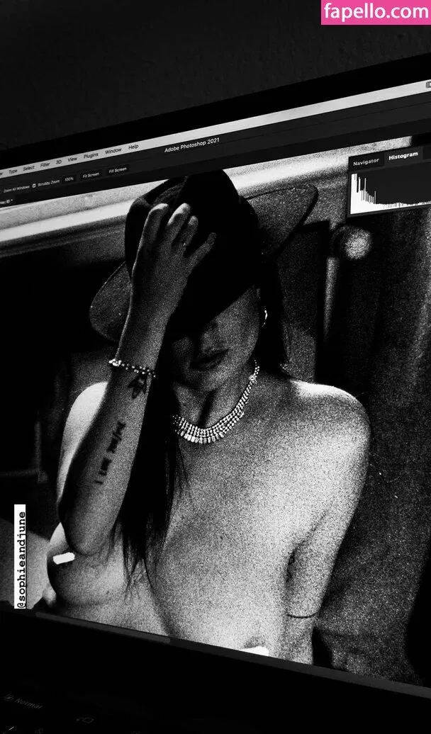 Julia Sophie Onlyfans Photo Gallery 