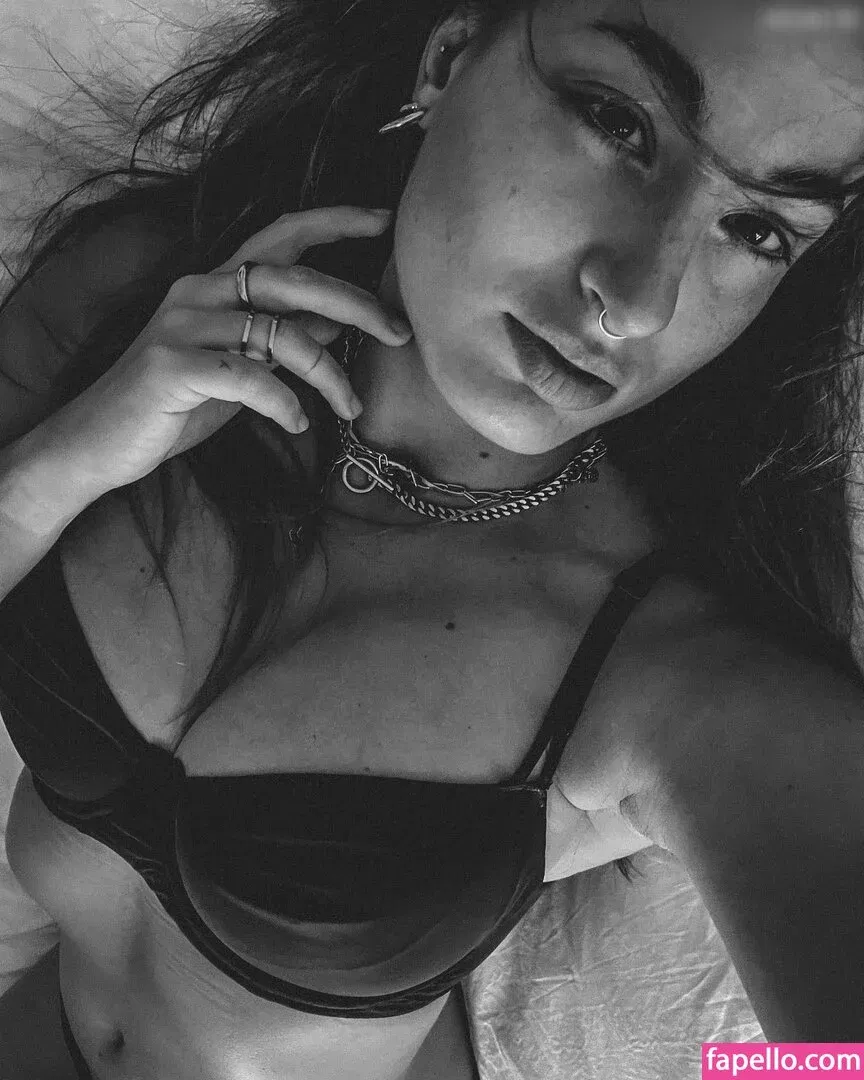 Julia Sophie Onlyfans Photo Gallery 