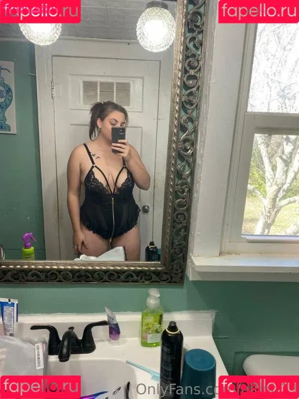 Allie Onlyfans Photo Gallery 