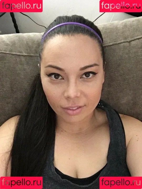 Molly Songbird Onlyfans Photo Gallery 