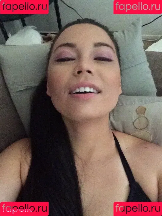 Molly Songbird Onlyfans Photo Gallery 
