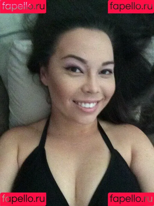 Molly Songbird Onlyfans Photo Gallery 