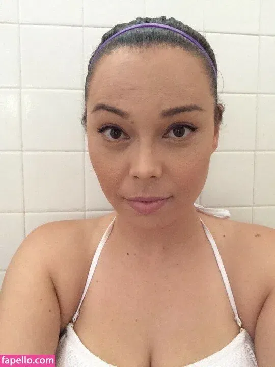 Molly Songbird Onlyfans Photo Gallery 