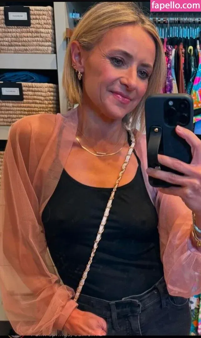 Christine Lakin Onlyfans Photo Gallery 