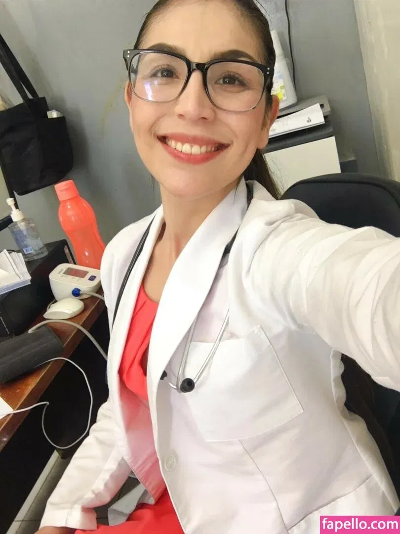 DoctoraSensual Onlyfans Photo Gallery 