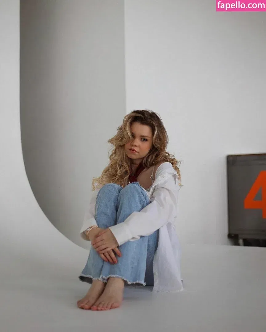 Lea Pietsch Onlyfans Photo Gallery 