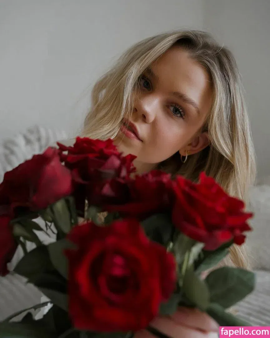 Lea Pietsch Onlyfans Photo Gallery 