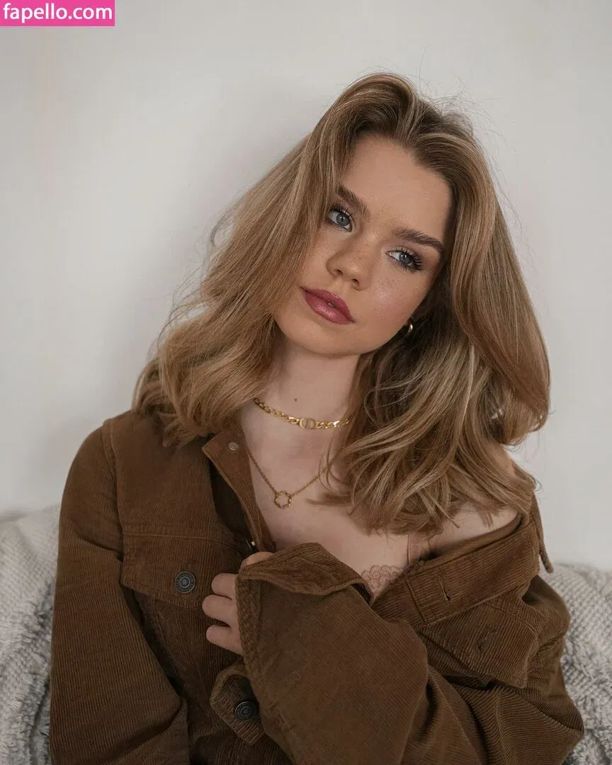 Lea Pietsch Onlyfans Photo Gallery 