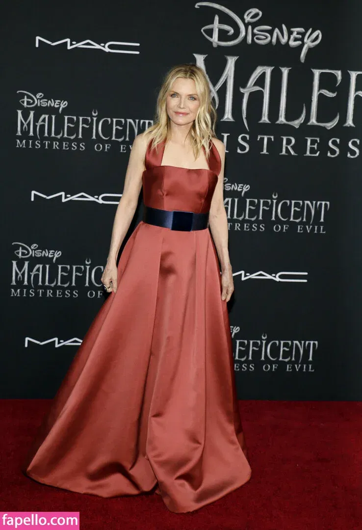 Michelle Pfeiffer Onlyfans Photo Gallery 