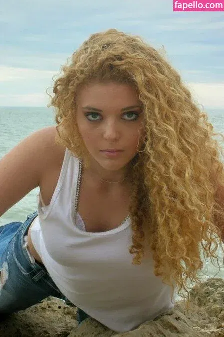 Kristy & Lindsey Landers Onlyfans Photo Gallery 