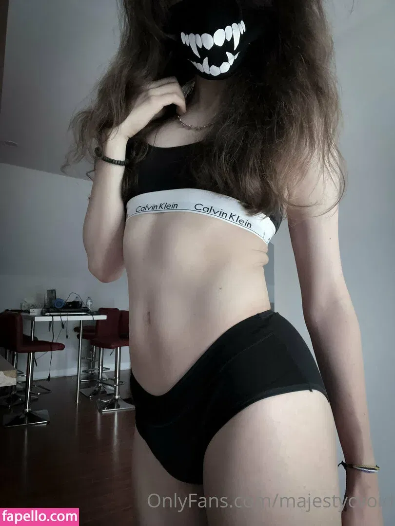 majestycvoid Onlyfans Photo Gallery 