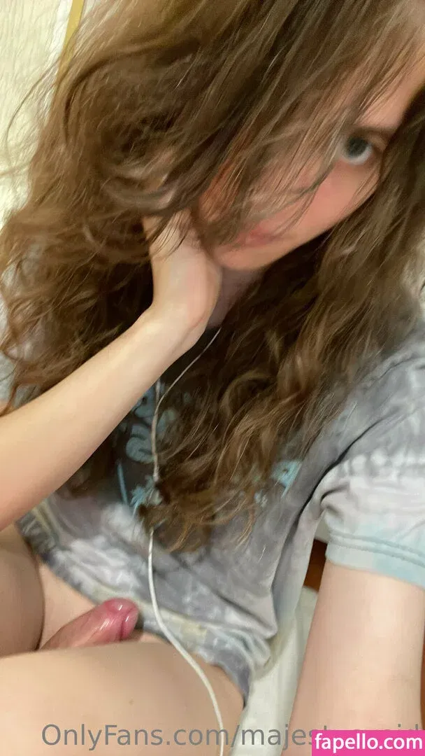 majestycvoid Onlyfans Photo Gallery 