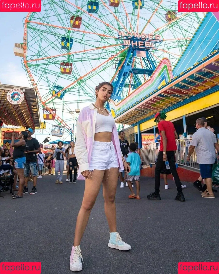 Pooja Hegde Onlyfans Photo Gallery 