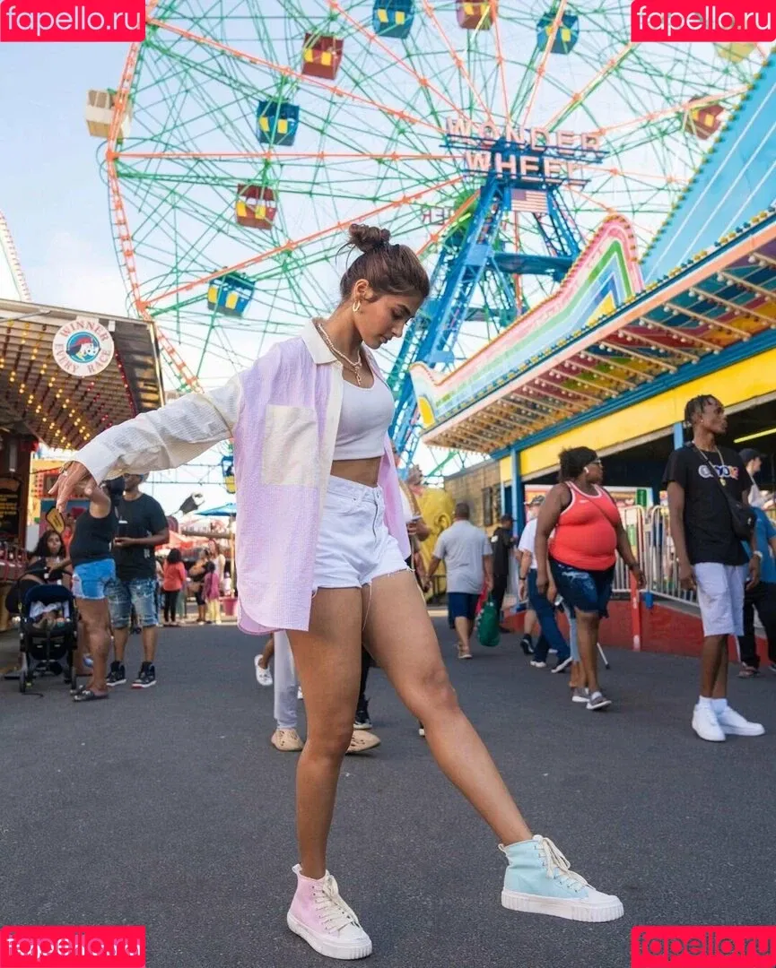 Pooja Hegde Onlyfans Photo Gallery 