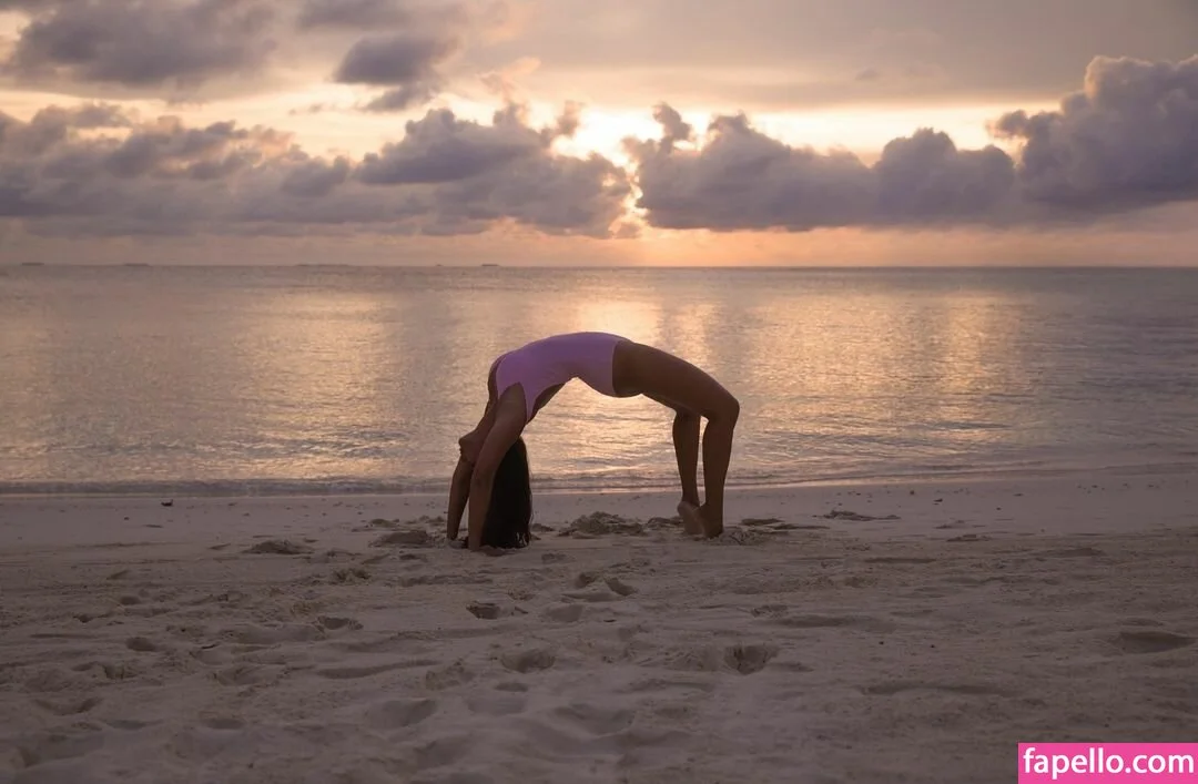 Pooja Hegde Onlyfans Photo Gallery 