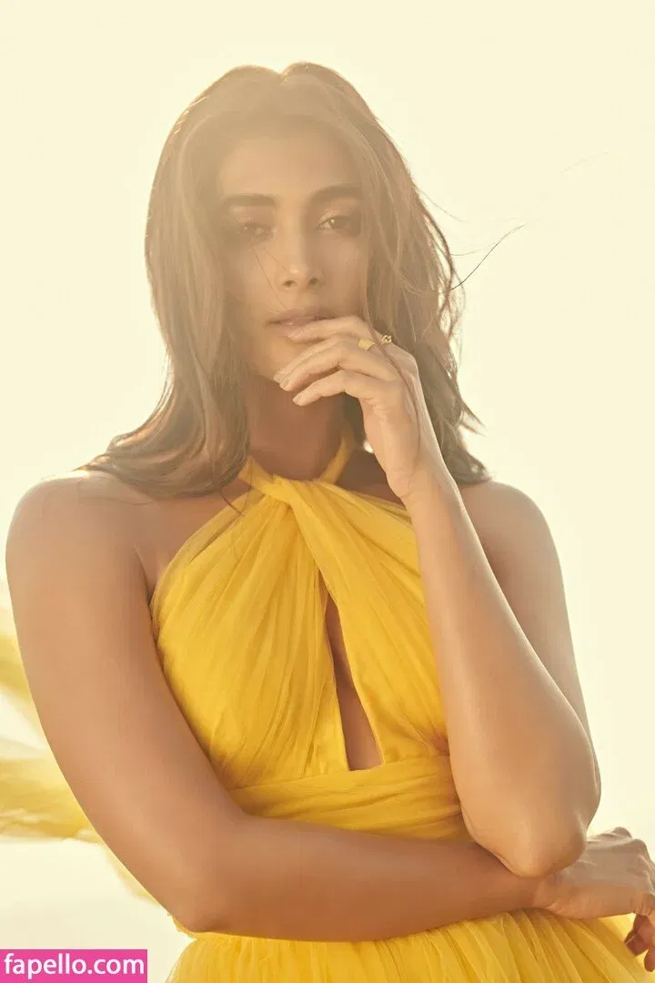 Pooja Hegde Onlyfans Photo Gallery 