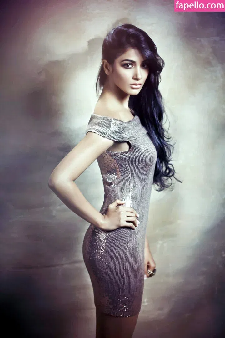 Pooja Hegde Onlyfans Photo Gallery 