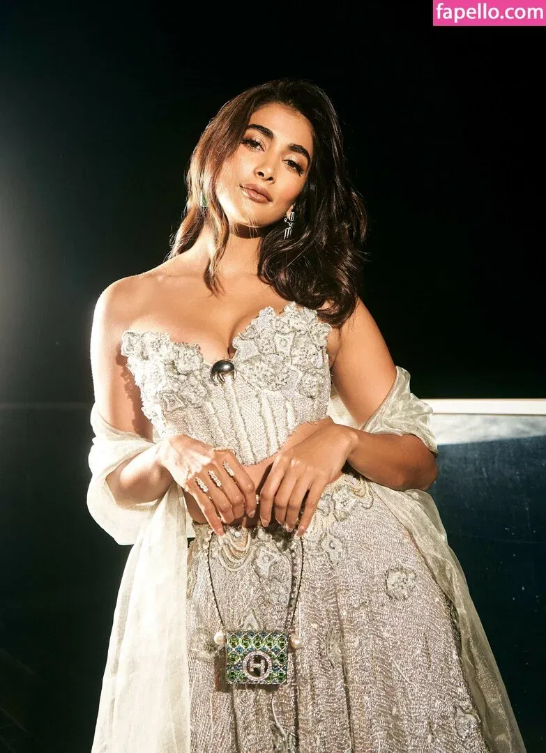 Pooja Hegde Onlyfans Photo Gallery 